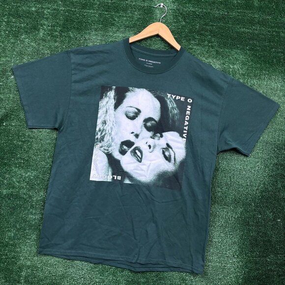 Type O Negative Bloody Kisses Gothic Metal Band T-Shirt Size Extra Large - Picture 3 of 4